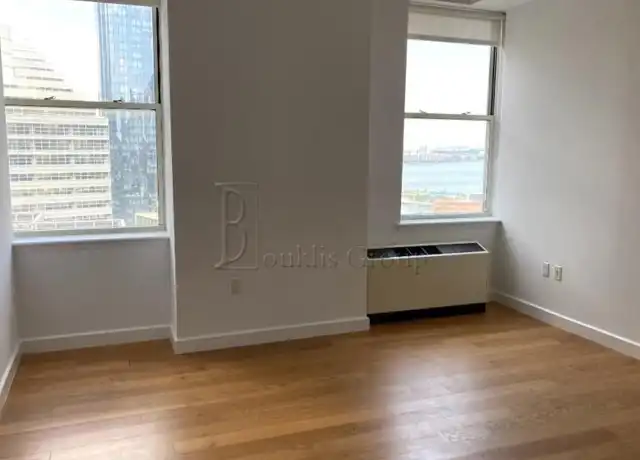 Property at 51 W Broadway, New York, NY, 10007, 3 beds, 2 baths, [object Object]