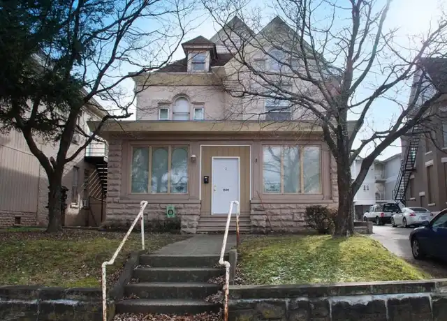 Property at 1509 6th Ave Unit 1, Huntington, WV, 25701, 3 beds, 2 baths, [object Object]