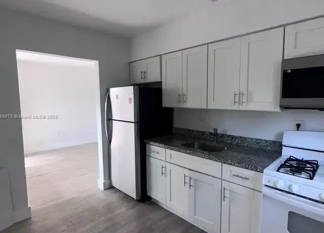 Property at 69 NW 35th St Unit 3, Miami, FL, 33127, 2 beds, 1 bath, [object Object]