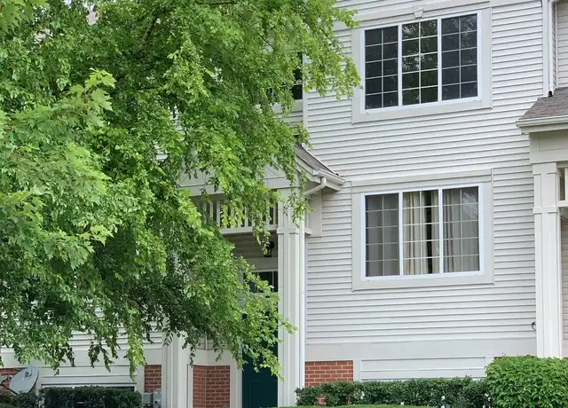Property at 710 S Rosehall Ln, Round Lake, IL, 60073, 3 beds, 2.5 baths, [object Object]