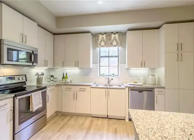 Property at 4011 Roswell Rd NE Unit 2108, Atlanta, GA, 30342, 1 bed, 1 bath, [object Object]