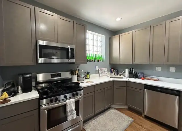 Property at 2554 W Eastwood Ave, Chicago, IL, 60625, 3 beds, 1 bath, [object Object]