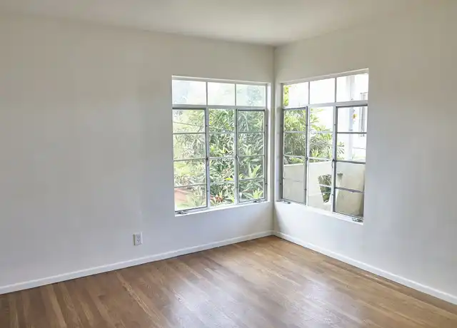 Property at 5501 Orange Ave Unit 4, Long Beach, CA, 90805, 1 bed, 1 bath, [object Object]
