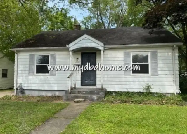 Property at 4532 Weisser Park Ave, Fort Wayne, IN, 46806, 2 beds, 1.5 baths, [object Object]