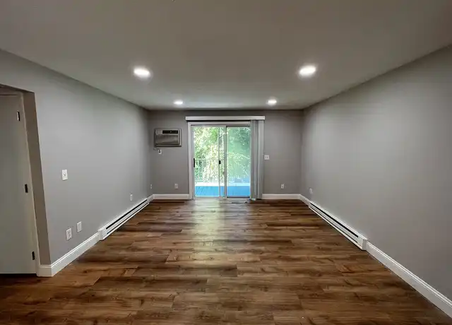 Property at 44 Stafford St, Charlton, MA, 01507, 1-2 bed, 1 bath, [object Object]