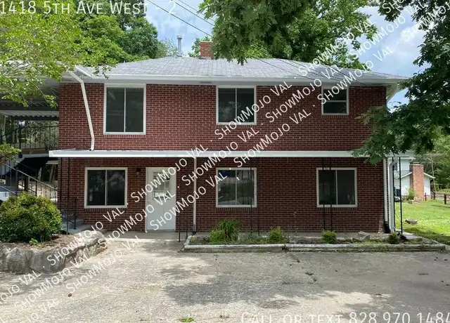 Property at 1418 5th Ave W Unit 2, Hendersonville, NC, 28739, 2 beds, 1 bath, [object Object]