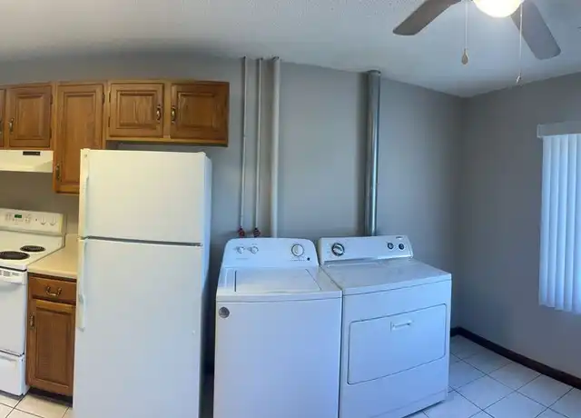 Property at 2412 10th St #4, Coralville, IA, 52241, 3 beds, 1 bath, [object Object]