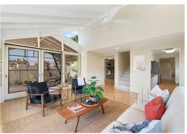 Property at 2839 Puuhonua St Unit C, Honolulu, HI, 96822, 3 beds, 2.5 baths, [object Object]
