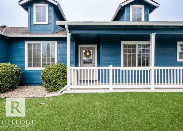 Property at 1013 Hope Dr, Central Point, OR, 97502, 3 beds, 2 baths, [object Object]