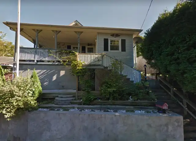 Property at 225 Lynn Ave, Clarksburg, WV, 26301, 2 beds, 1 bath, [object Object]