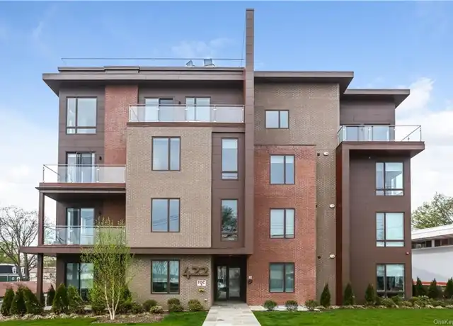 Property at 422 E Boston Post Rd Unit 304, Mamaroneck, NY, 10543, 2 beds, 2 baths, [object Object]