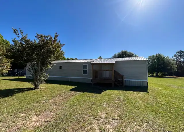 Property at 6135 Robin Rd, Crestview, FL, 32539, 2 beds, 2 baths, [object Object]