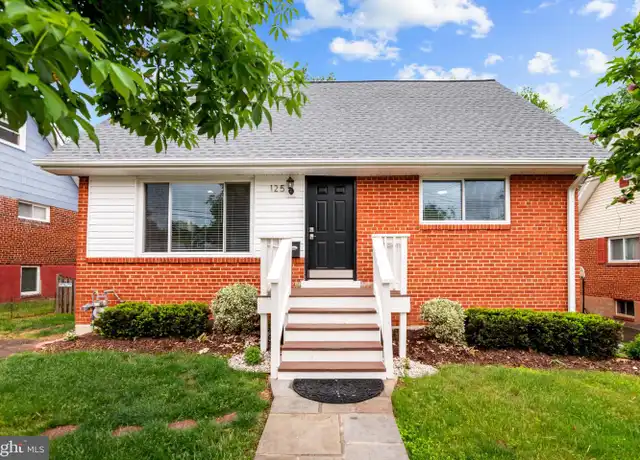 Property at 125 N Grayson St, Alexandria, VA, 22304, 5 beds, 3 baths, [object Object]