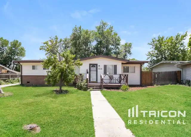 Property at 2530 Cottonwood Dr, Denver, CO, 80221, 5 beds, 2 baths, [object Object]