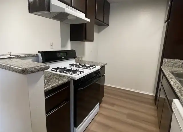 Property at 2065 Magnolia Ave Unit 204, Long Beach, CA, 90806, 2 beds, 2 baths, [object Object]
