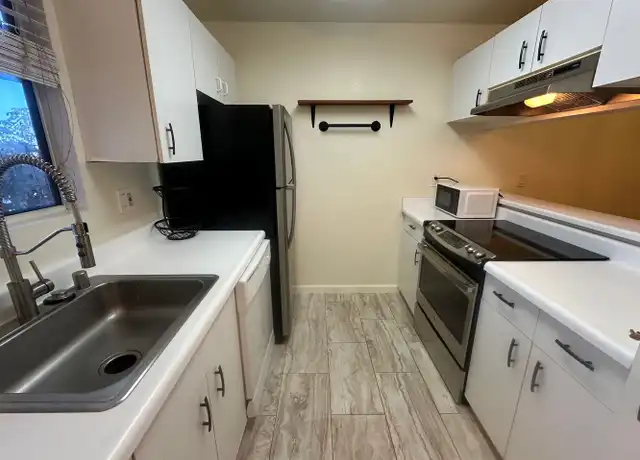 Property at 60 Waipaa Ln Unit 204, Wailuku, HI, 96793, 2 beds, 1 bath, [object Object]