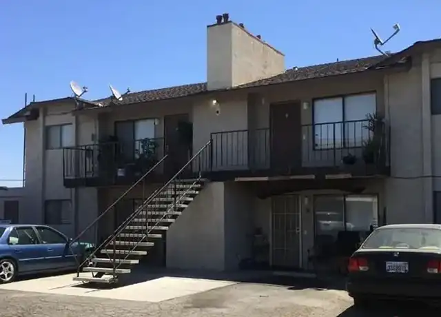 Property at 3400 Loyalton Ave Unit D, Bakersfield, CA, 93313, 3 beds, 2 baths, [object Object]