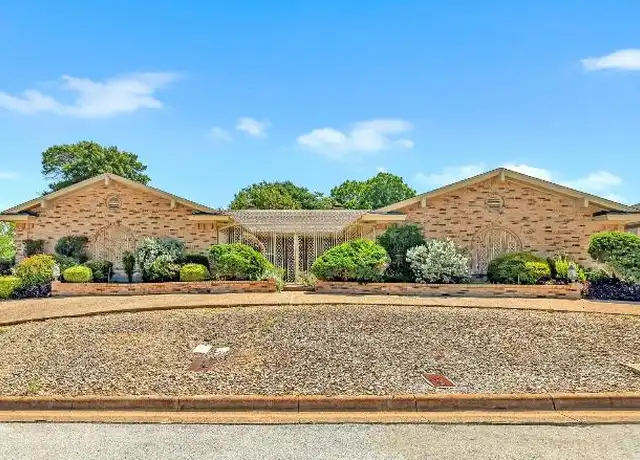 Property at 4714 Ranch View Rd, Fort Worth, TX, 76109, 2 beds, 2 baths, [object Object]
