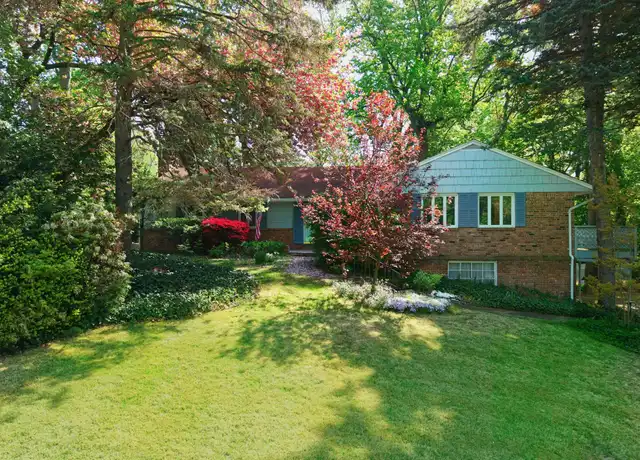 Property at 89 Papermill Rd, Manhasset, NY, 11030, 4 beds, 3 baths, [object Object]