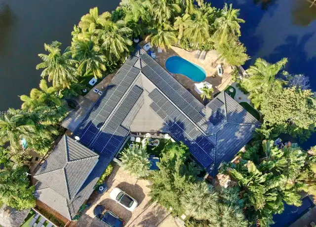Property at 1675 Coral Gardens Dr, Wilton Manors, FL, 33334, 5 beds, 4 baths, [object Object]
