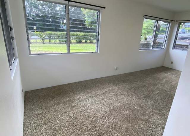 Photo of 352 W Puainako St, Hilo, HI 96720