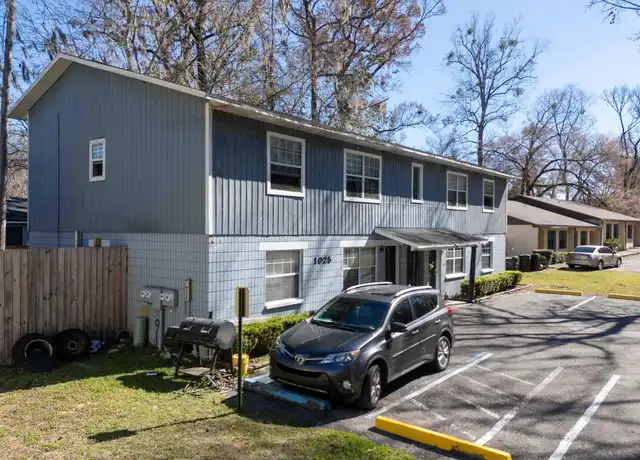 Property at 1025 SW 60th Ter, Gainesville, FL, 32607, 2 beds, 1 bath, [object Object]