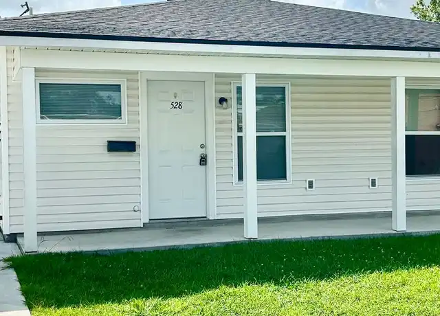Property at 526 Live Oak Blvd Unit 528, Baton Rouge, LA, 70806, 3 beds, 2 baths, [object Object]