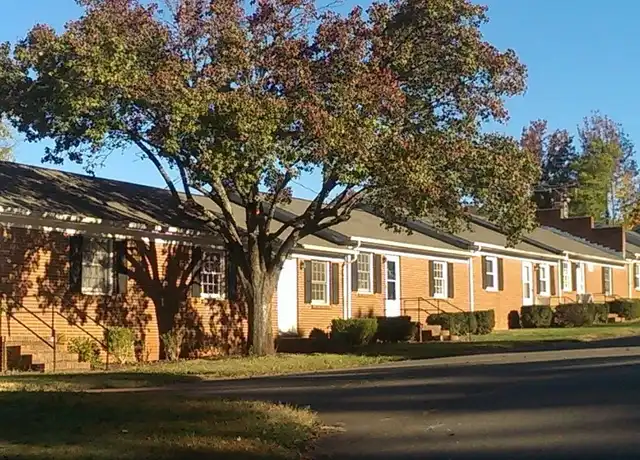 Property at 4042 Conway Ave, Charlotte, NC, 28209, 3 beds, 1 bath, [object Object]