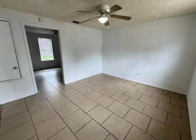 Property at 613 Sunset Dr, Wichita Falls, TX, 76301, 1 bed, 1 bath, [object Object]