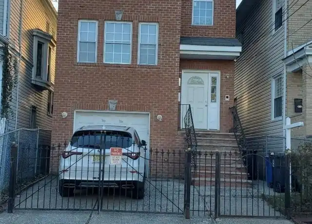 Property at 57 Oakland Ter Unit 2, Newark, NJ, 07106, 3 beds, 2 baths, [object Object]