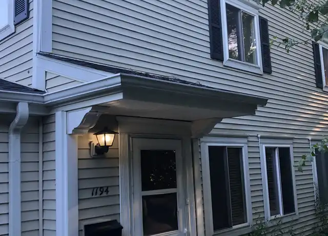 Property at 1194 Cove Dr, Prospect Heights, IL, 60070, 2 beds, 1 bath, [object Object]