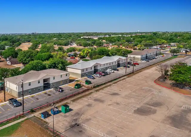 Property at Swaying Oaks - 1302 Pinn Rd, San Antonio, TX, 78227, 2 beds, 1 bath, [object Object]
