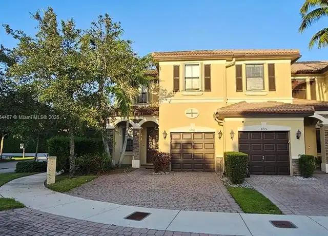 Property at 8785 NW 116th Ct Unit 1, Doral, FL, 33178, 3 beds, 2.5 baths, [object Object]