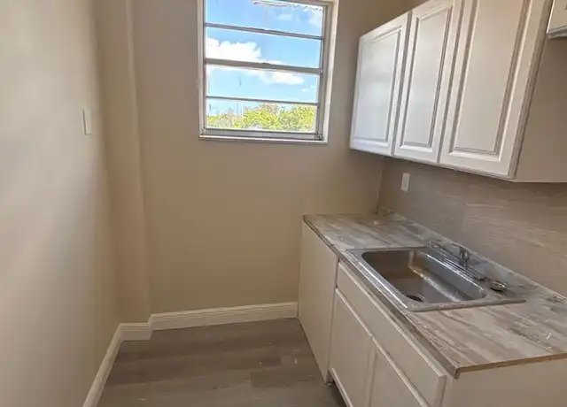 Property at 2312 SW 17th St Unit 17, Miami, FL, 33145, 1 bed, 1 bath, [object Object]