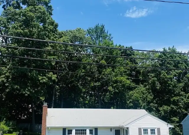 Property at 27 Buena Vista Rd, Arlington, MA, 02476, 2 beds, 1.5 baths, [object Object]