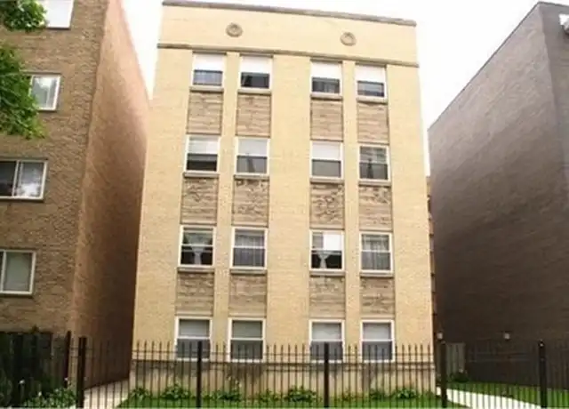Property at 6122 N Kenmore Ave Unit 3W, Chicago, IL, 60660, 2 beds, 1 bath, [object Object]