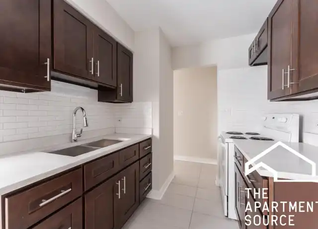 Property at 5841 N Winthrop Ave, Chicago, IL, 60660, 1 bed, 1 bath, [object Object]