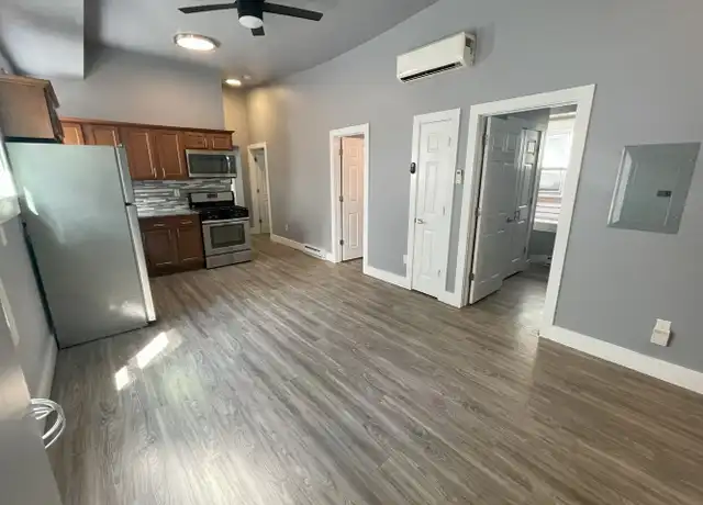 Property at 153 Western Ave Unit 2R, Albany, NY, 12203, 3 beds, 2 baths, [object Object]