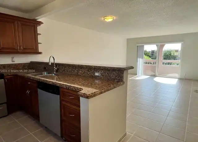Property at 7815 Camino Real, Coral Gables, FL, 33143, 2 beds, 1 bath, [object Object]