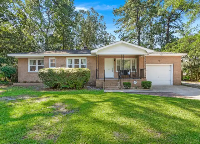 Property at 2611 N Oakridge Cir, North Charleston, SC, 29420, 3 beds, 2 baths, [object Object]