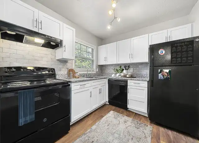 Property at The Crossing at Henderson Mill Apartment Homes - 3386 Lansbury Village Dr, Atlanta, GA, 30341, 1-4 bed, 1-2.5 bath, [object Object]