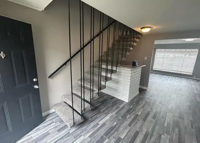 Property at Regents Walk - 777 Bateswood Dr, Houston, TX, 77079, 2 beds, 1.5 baths, [object Object]