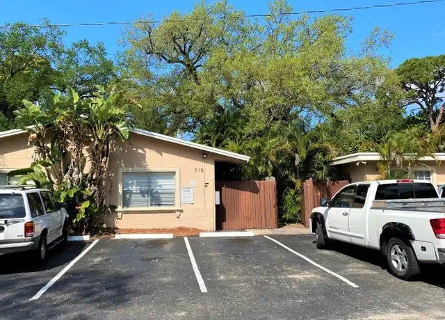 Property at 715 SW 14th Ave Unit 2, Fort Lauderdale, FL, 33312, 2 beds, 1 bath, [object Object]