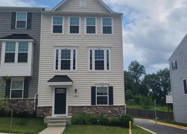 Property at 1006 Valley Run Dr, Fredericksburg, VA, 22401, 3 beds, 3.5 baths, [object Object]