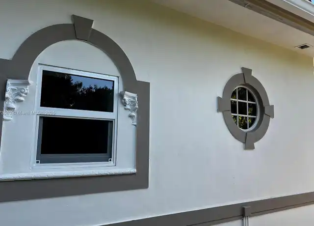 Property at 6795 SW 98th St, Pinecrest, FL, 33156, 1 bed, 1 bath, [object Object]