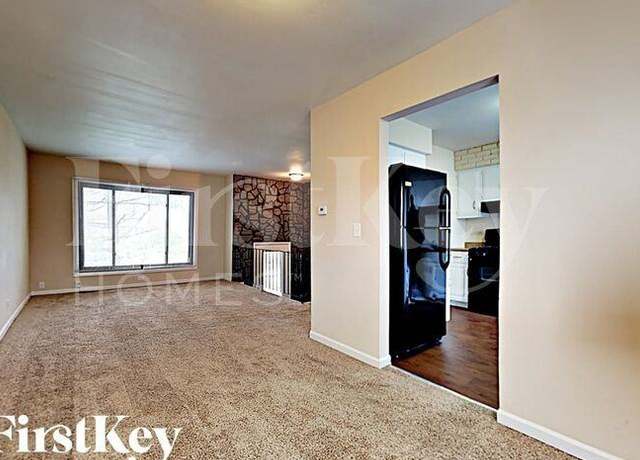 Photo of 233 Butternut Dr, Bolingbrook, IL 60440