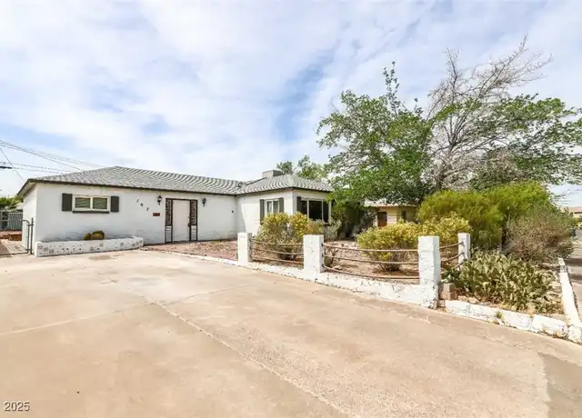 Property at 107 Joshua St, Henderson, NV, 89015, 3 beds, 1 bath, [object Object]