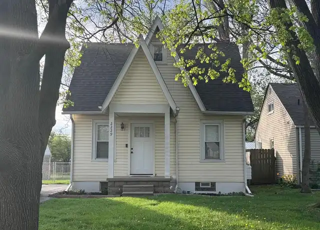 Property at 2229 Rosemary Ave, Waterford, MI, 48328, 2 beds, 2 baths, [object Object]