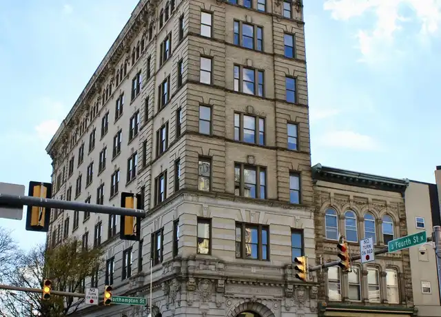 Property at 400 Northampton St Unit 205, Easton, PA, 18042, 1 bed, 1 bath, [object Object]