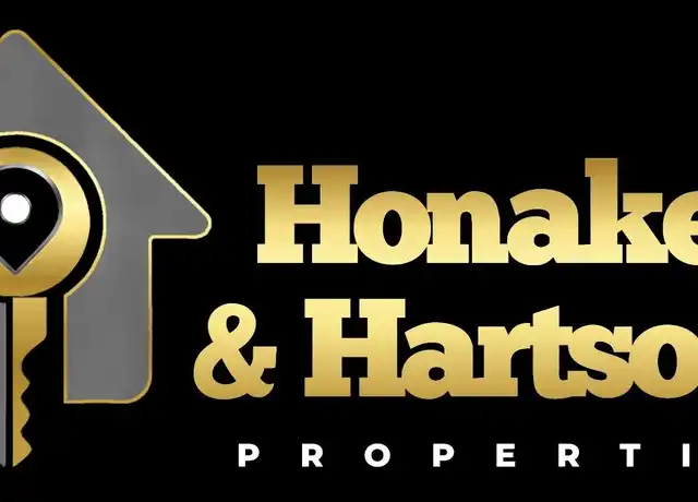 Property at 832 Pheasant Dr, Crown Point, IN, 46307, 2 beds, 2 baths, [object Object]